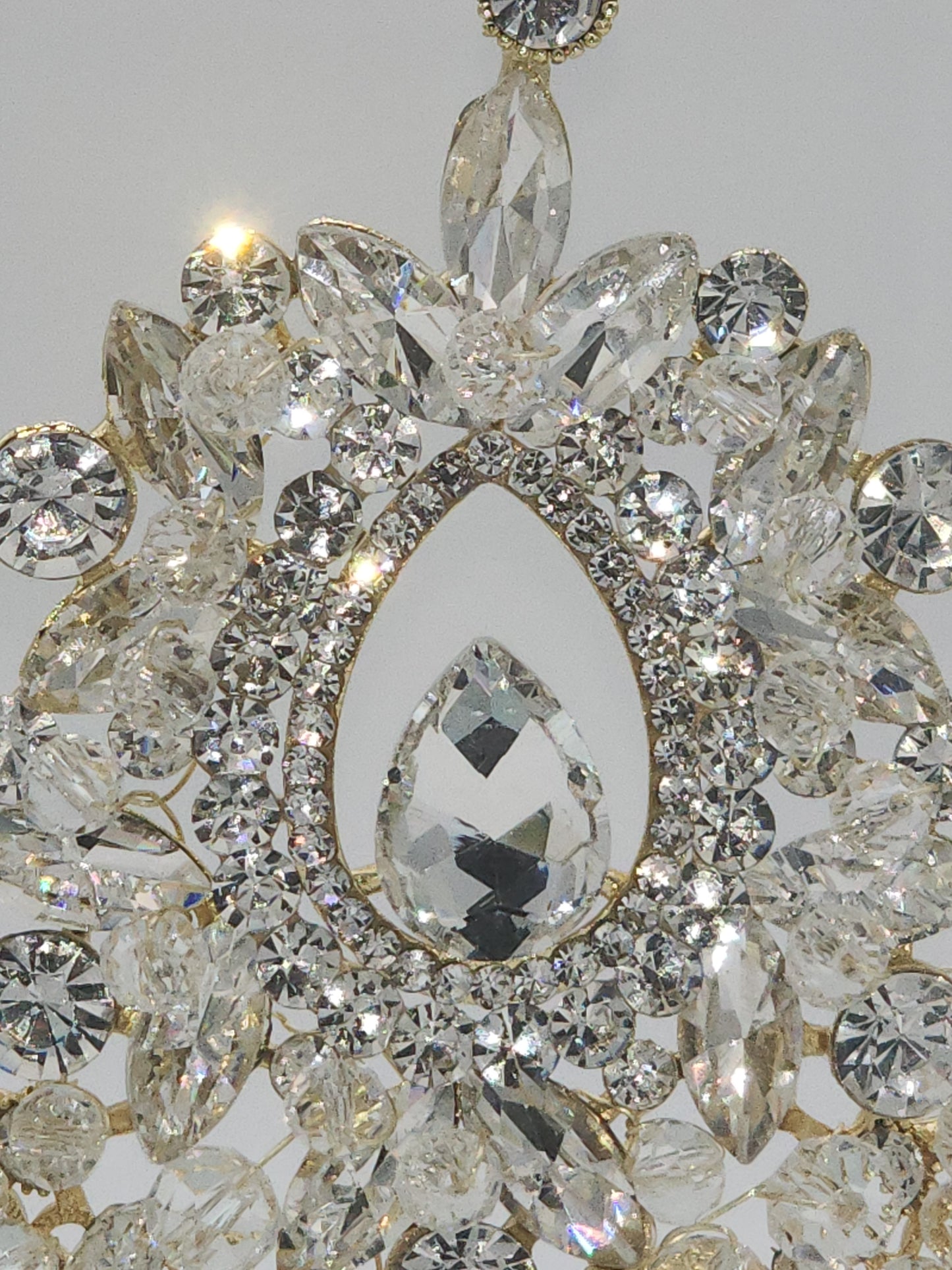 Lilac zirconia crown MF2026