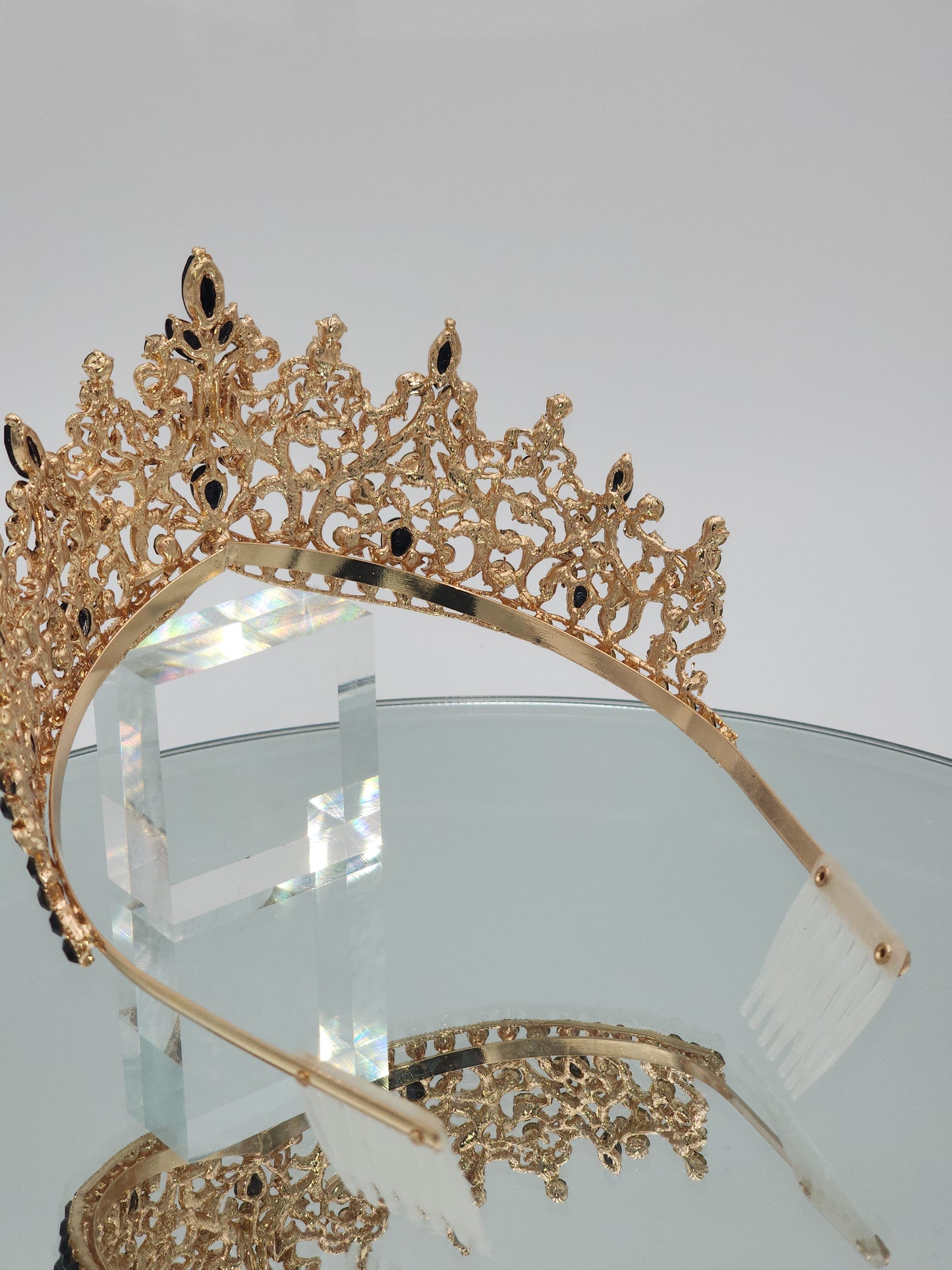 Tiara with black rhinestones #016