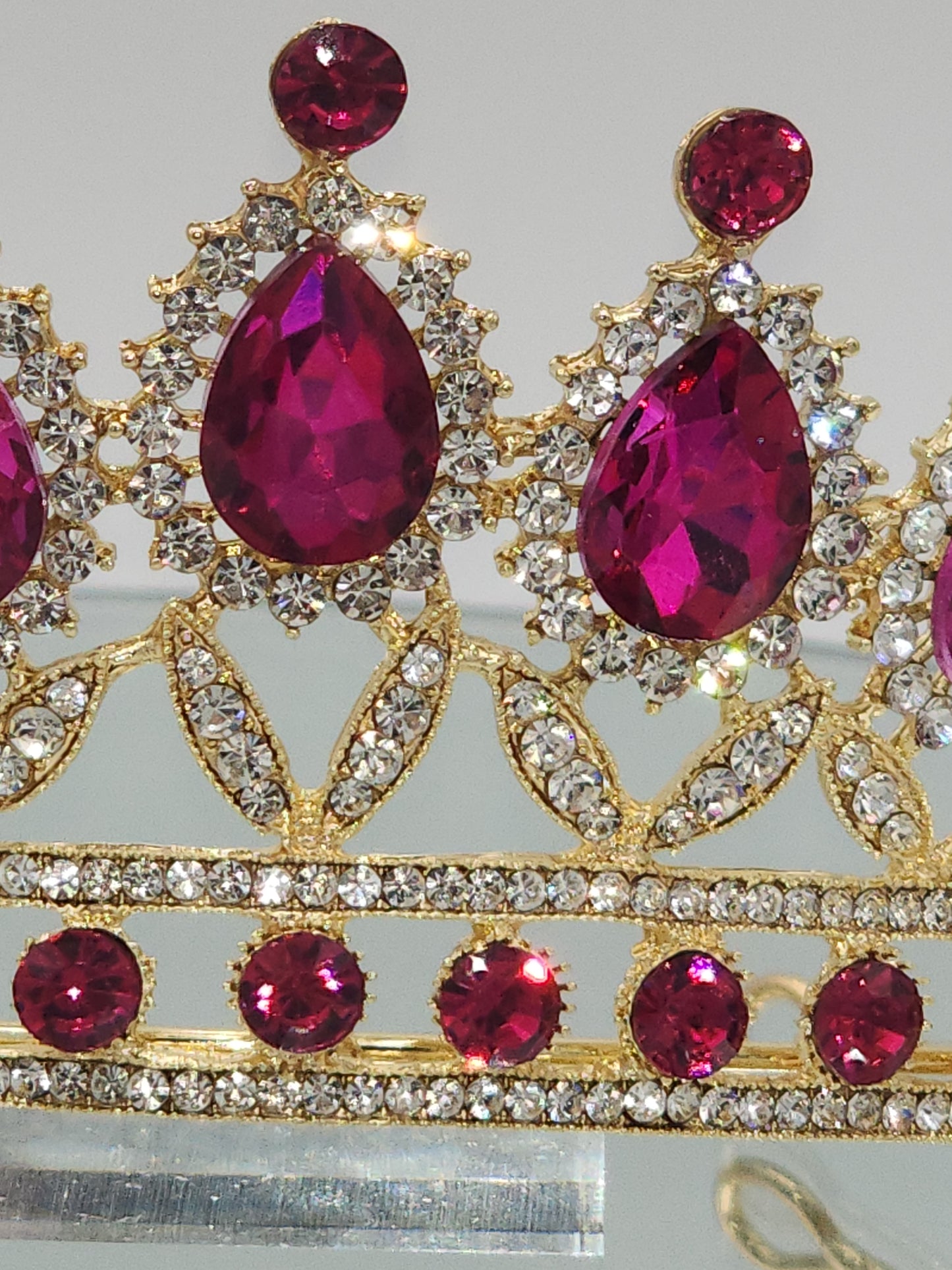 Classic Tiara #3036