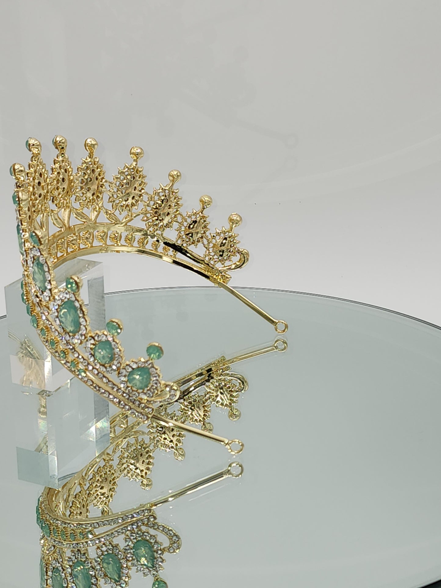 Classic Tiara #3036