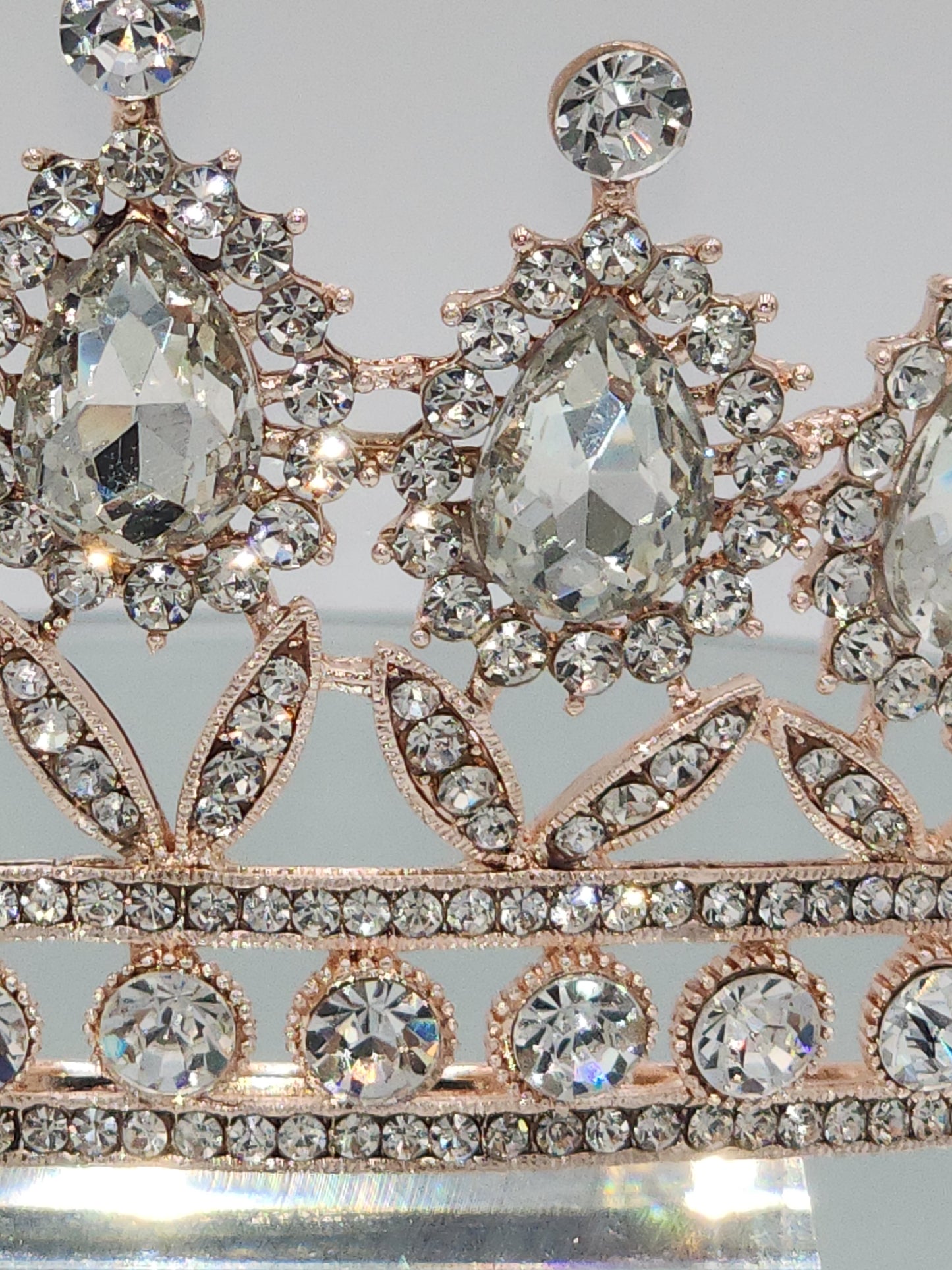 Classic Tiara #3036