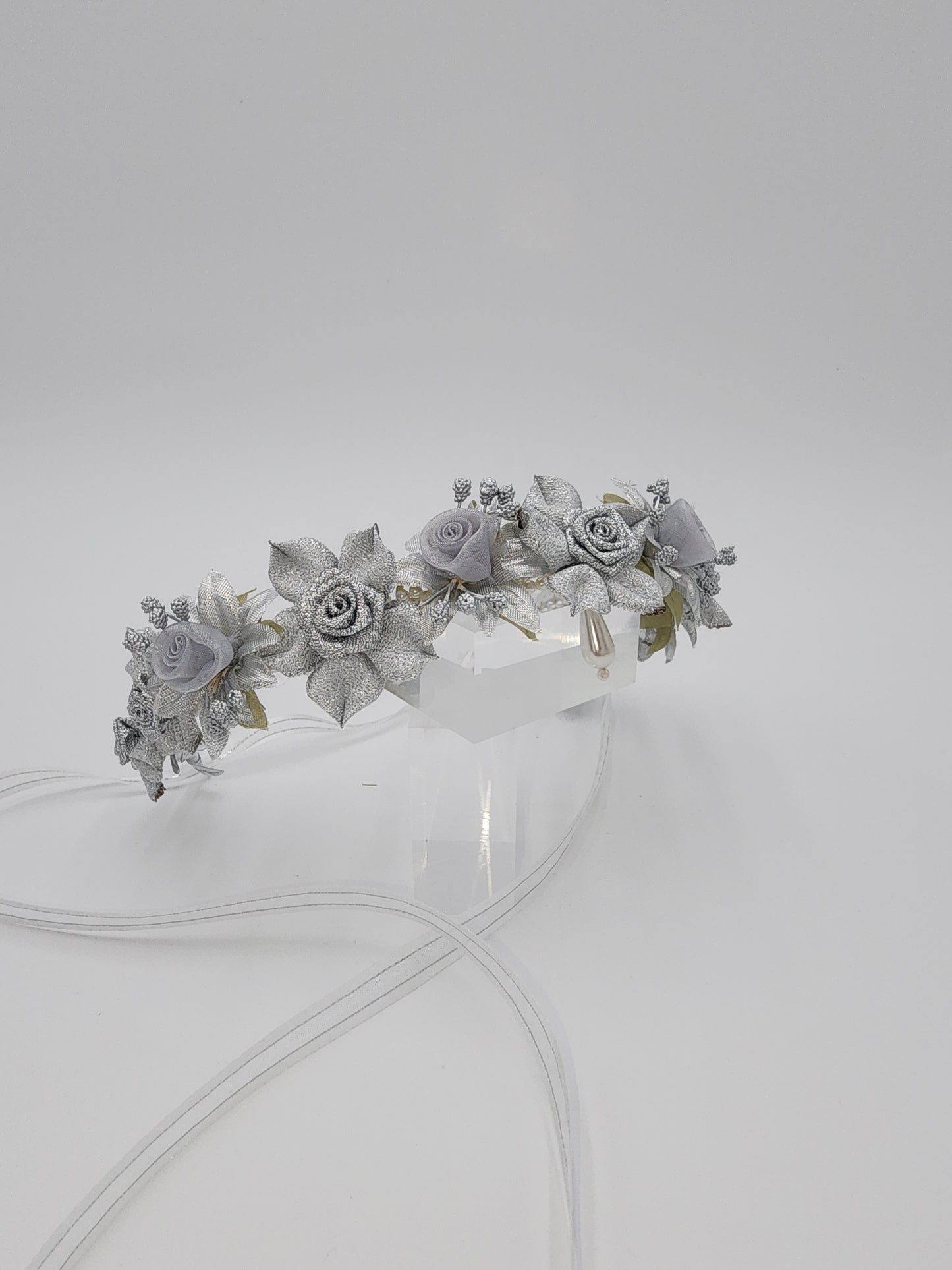 Metallic flower headpice