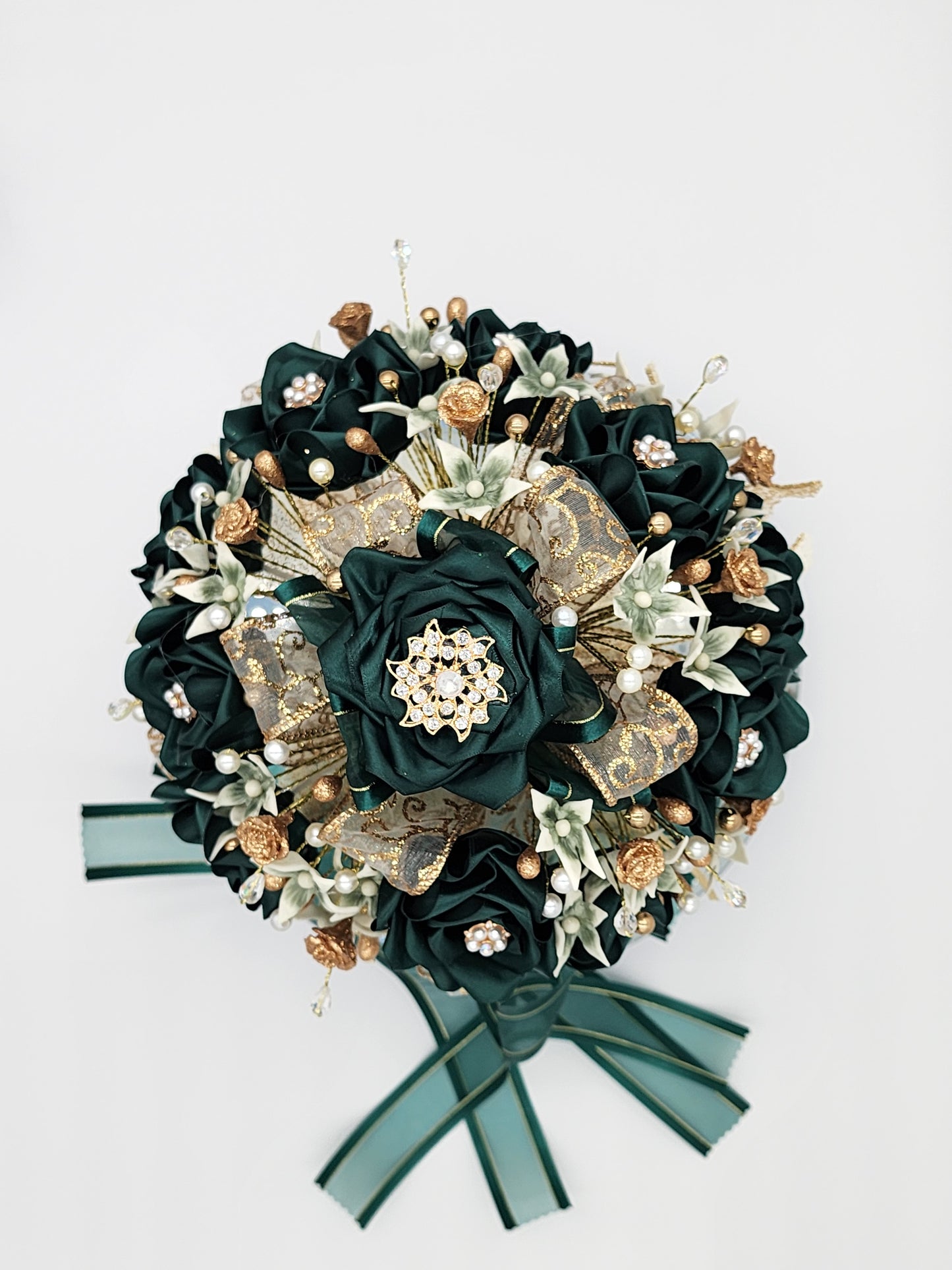 Hunter Green Artesanal Bouquet