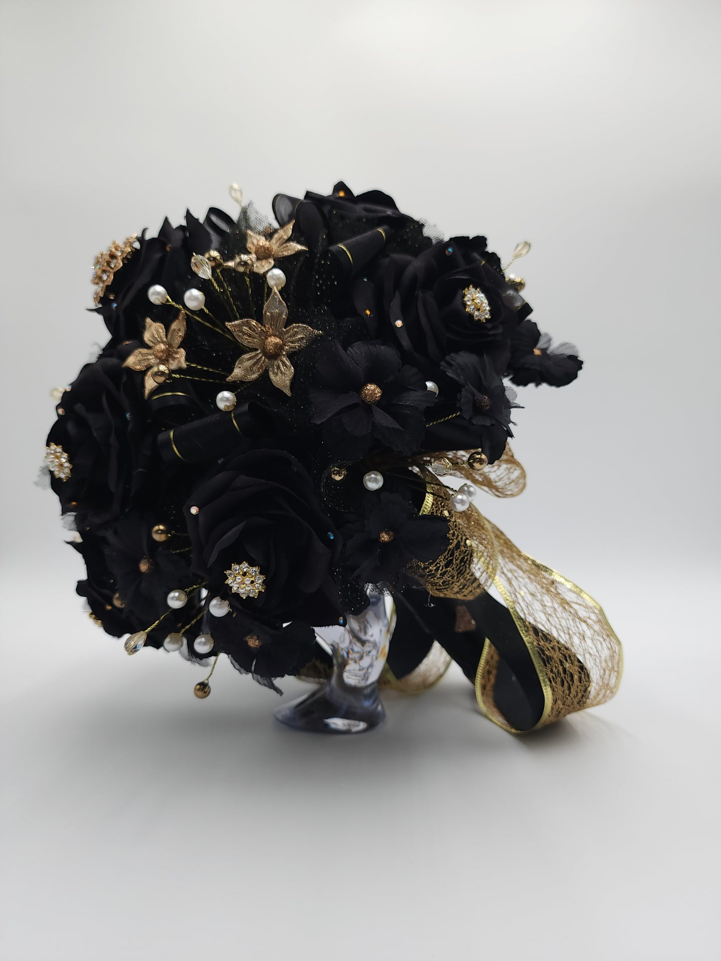 MB05 Ramo Negro/Oro