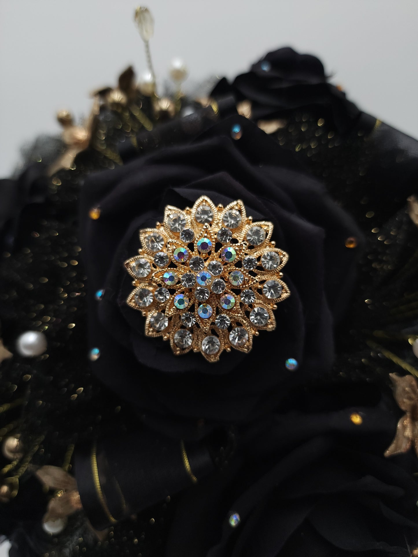 MB05 Ramo Negro/Oro