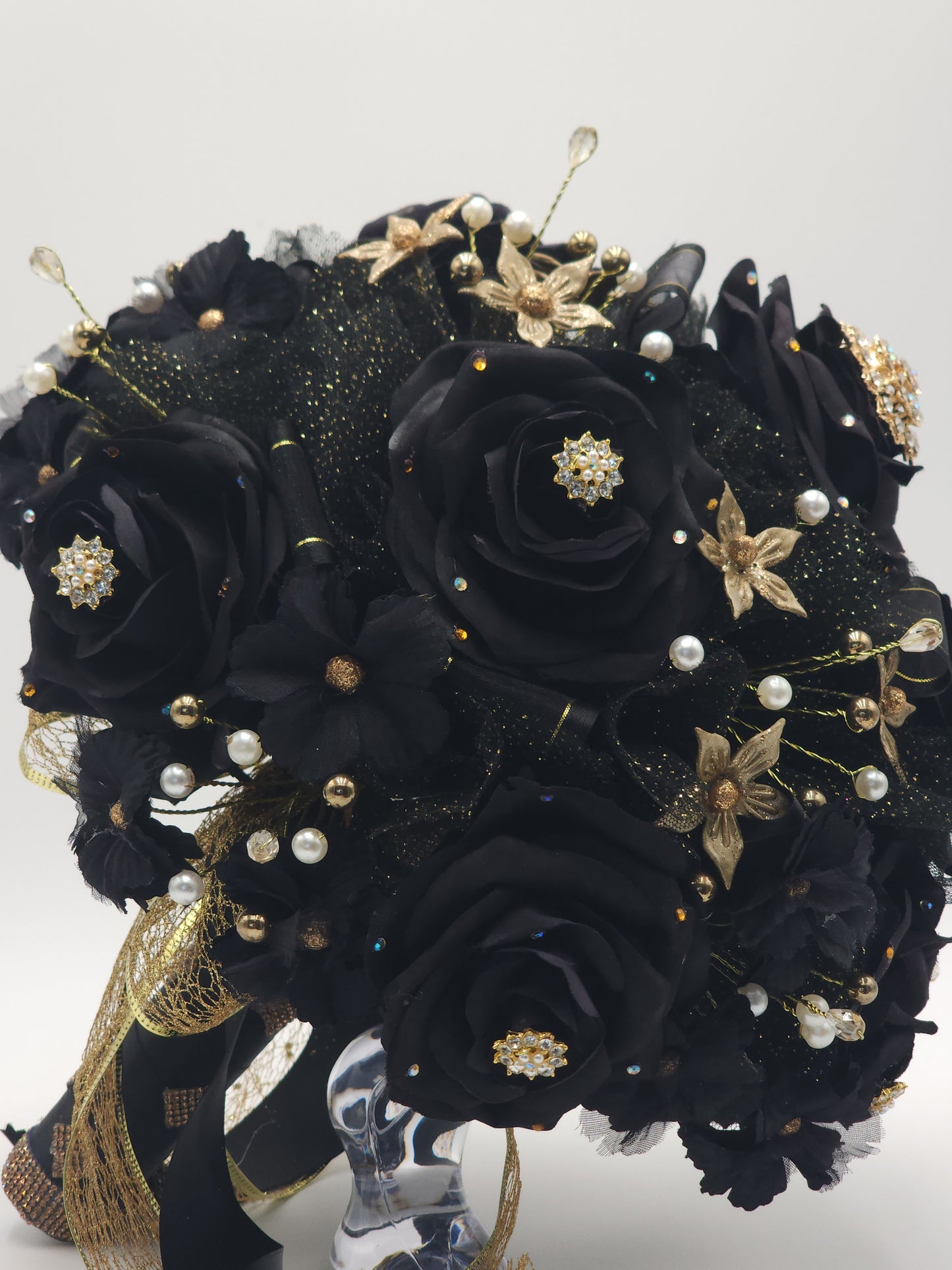 MB05 Ramo Negro/Oro
