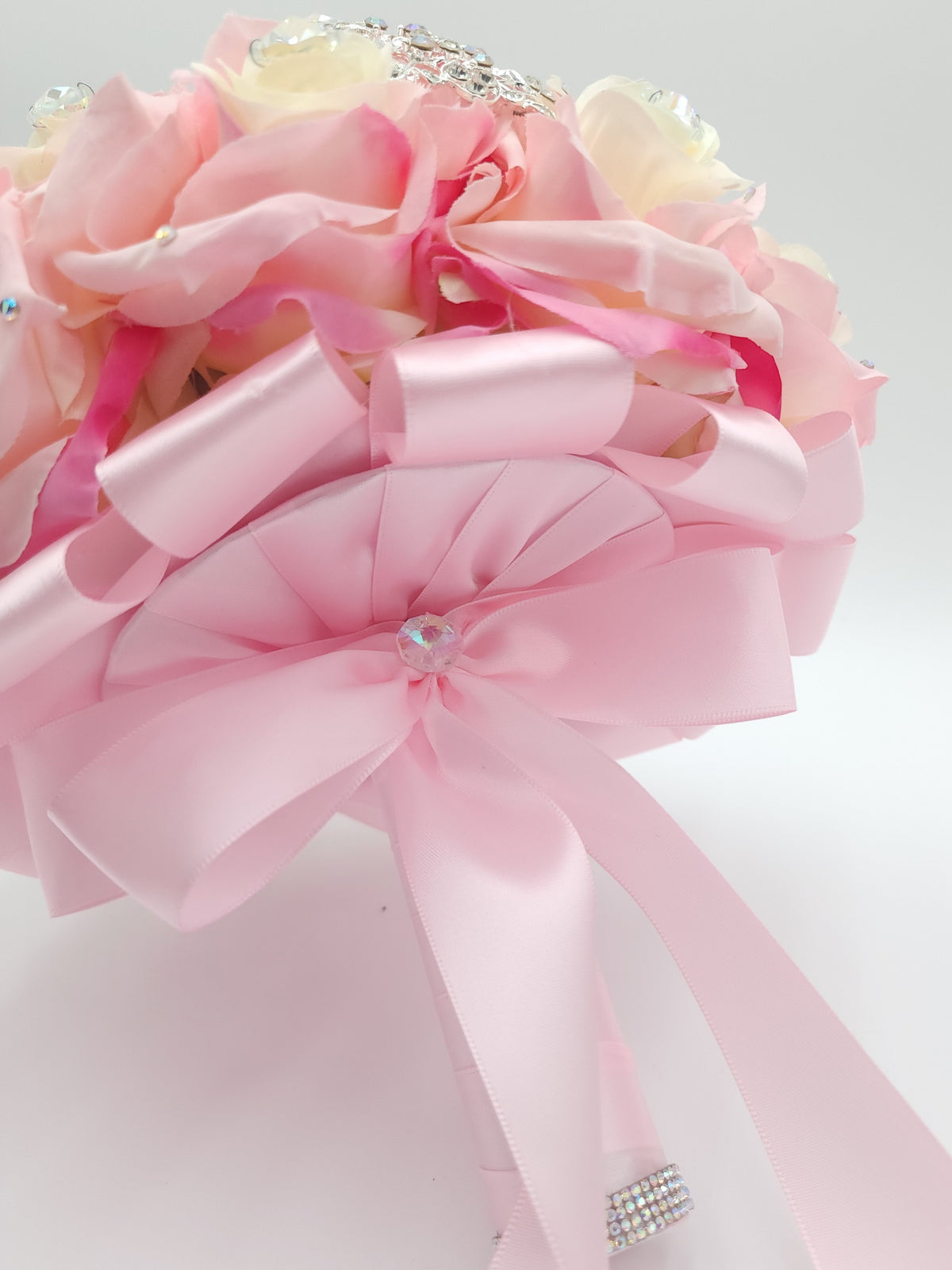 Luxury Pink/Cream Rose Bouquet | Crystal Stone Quinceañera Ramo