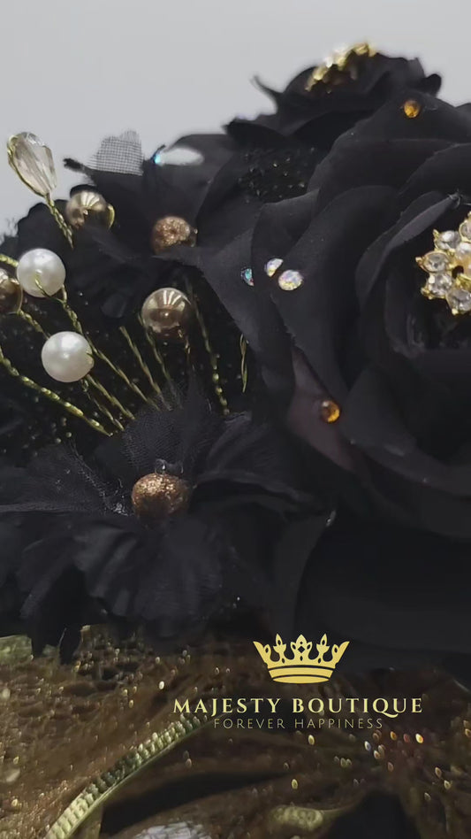 MB05 Black/Gold Quinceañera Bouquet